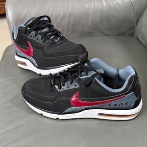 Nike Air Max Black and Red Sneakers